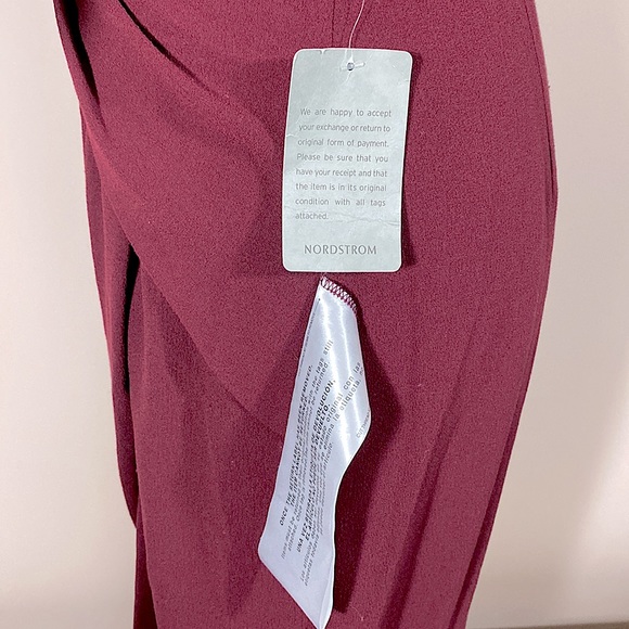 Dress The Population Naomi Twist Front Gown - Picture 9 of 9